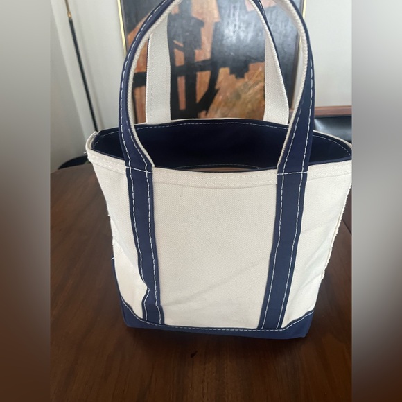 L.L. Bean Mini Boat and Tote Navy Blue Canvas Bag Zip Top VGUC - Picture 2 of 16